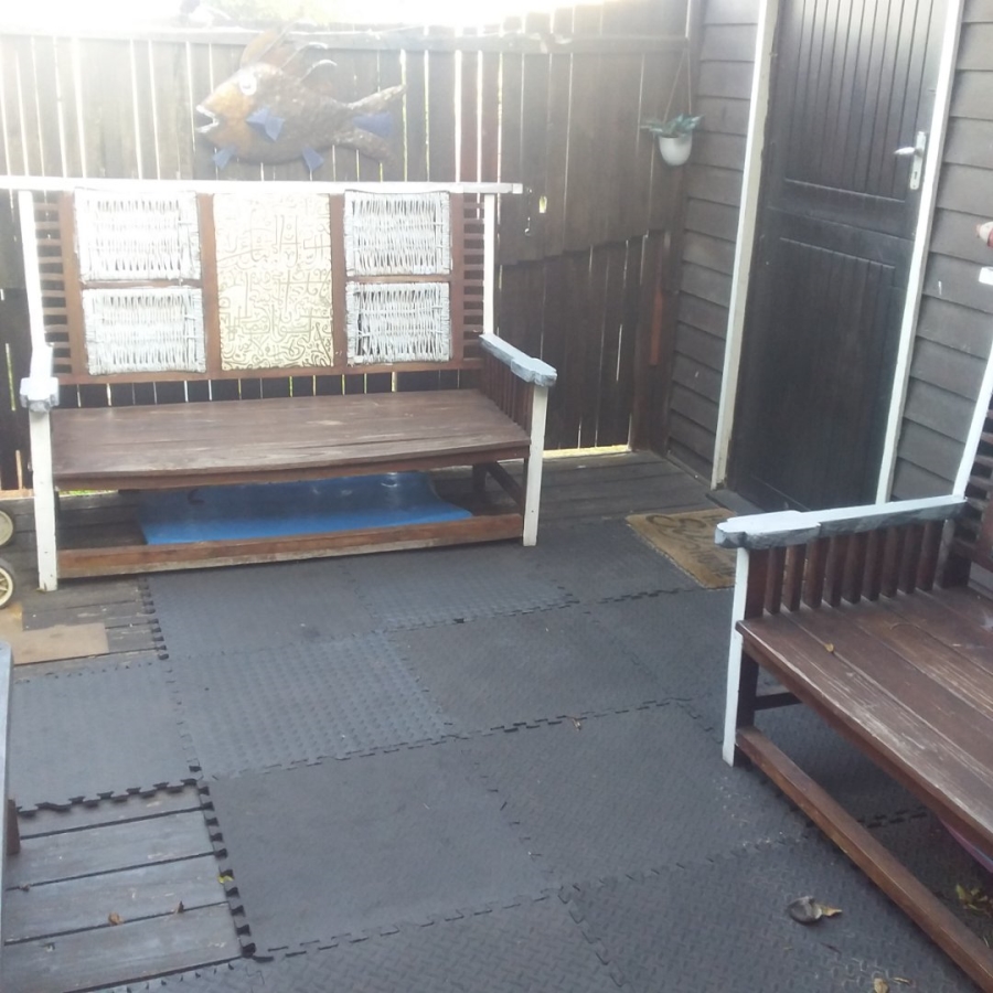  Bedroom Property for Sale in Paradise Beach Eastern Cape